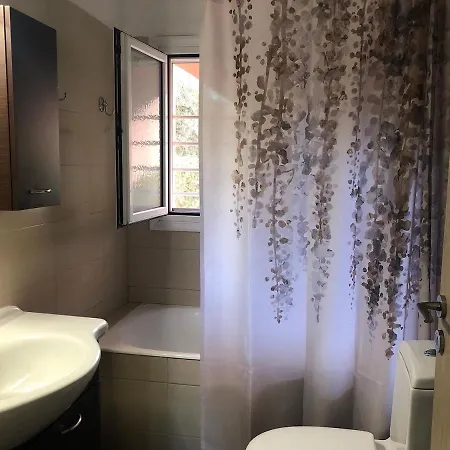Pearl Kokkonaki Apartment